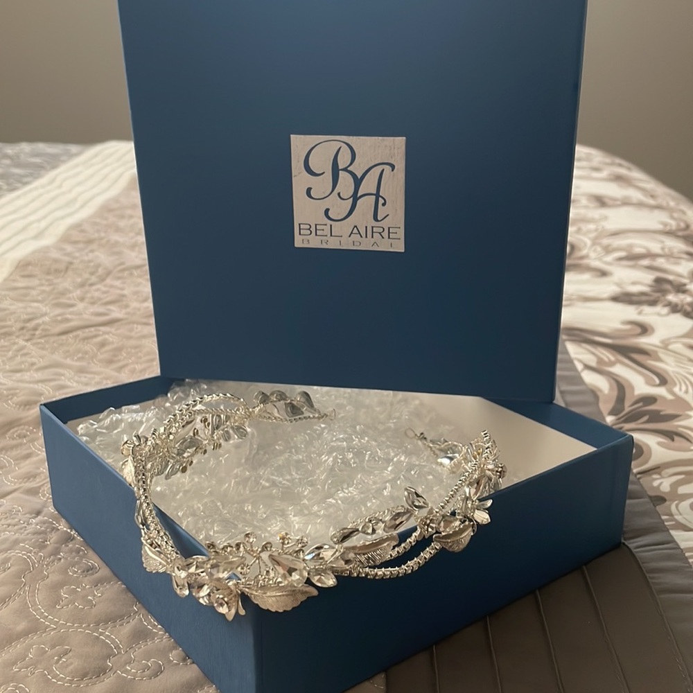 Bel Aire Bridal Headpiece